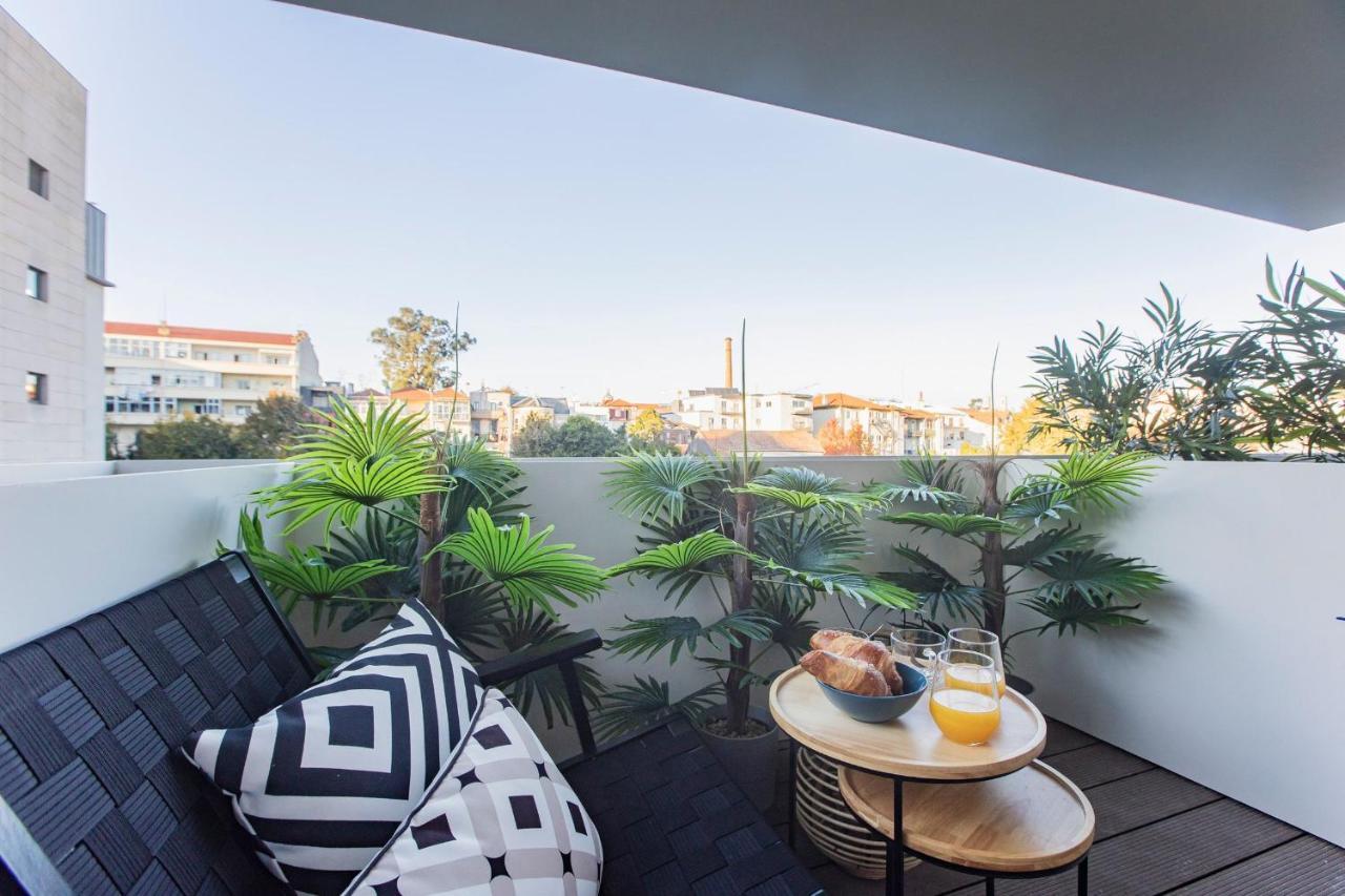 Bombarda Apartments By Lovelystay Porto Luaran gambar