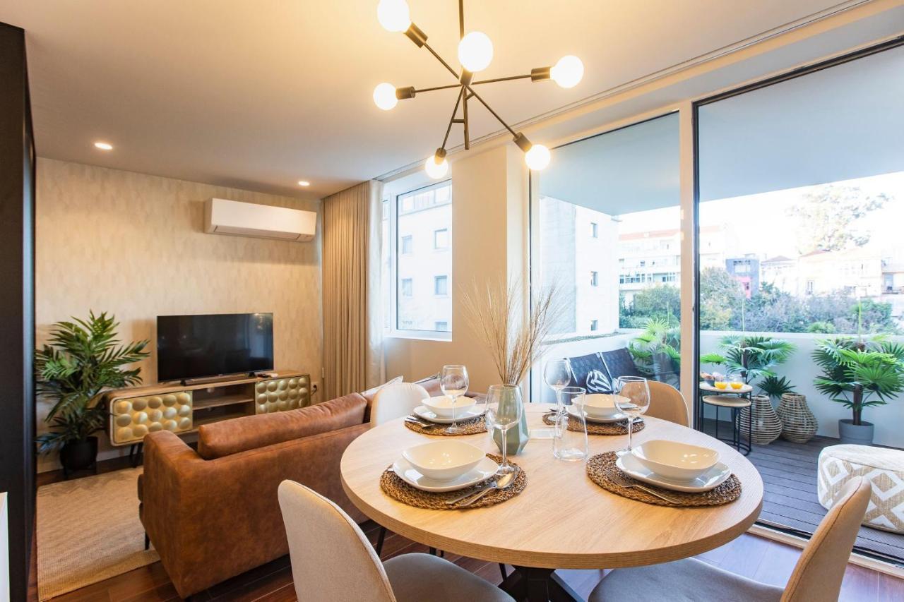 Bombarda Apartments By Lovelystay Porto Luaran gambar