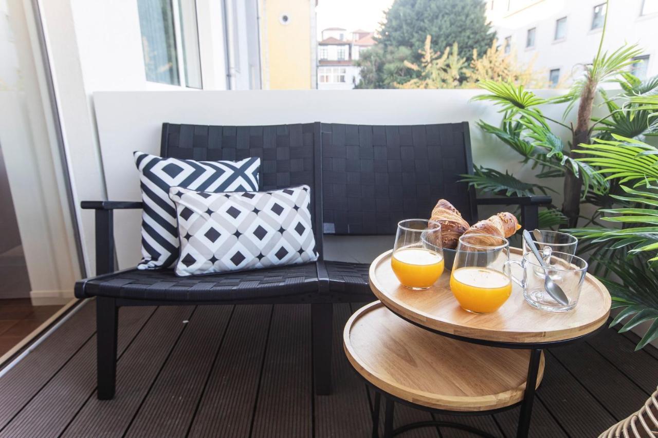 Bombarda Apartments By Lovelystay Porto Luaran gambar