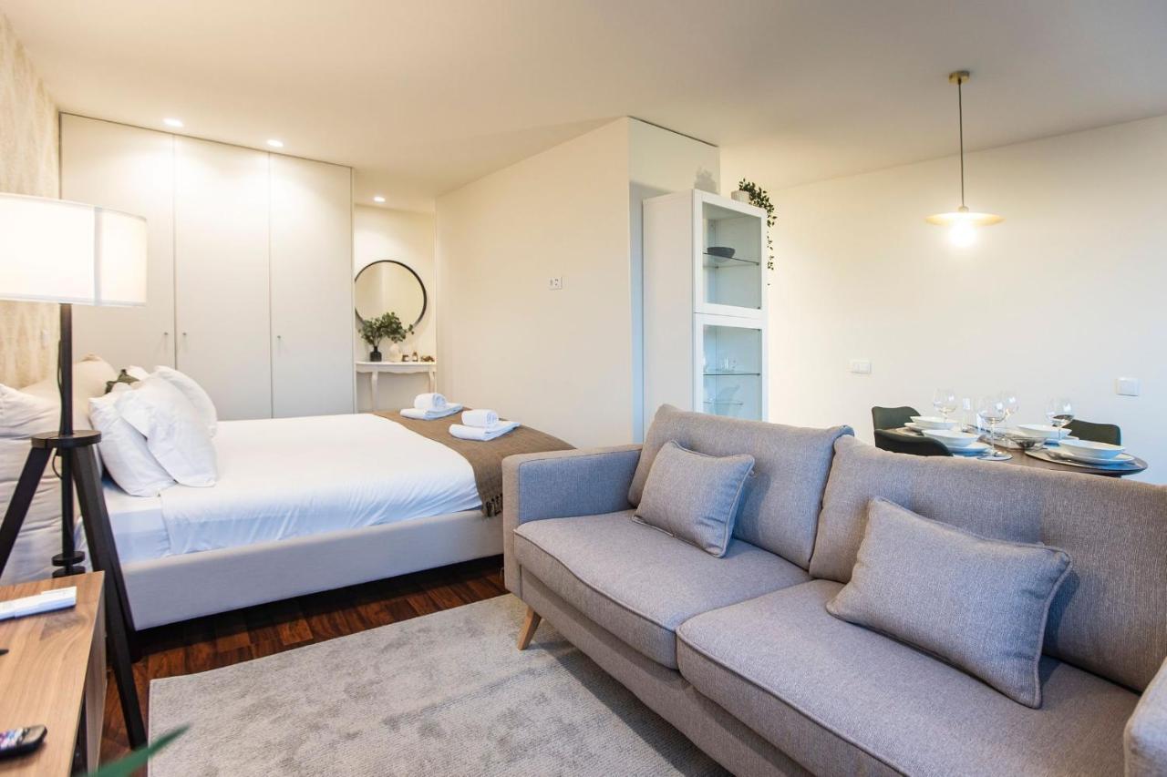 Bombarda Apartments By Lovelystay Porto Luaran gambar
