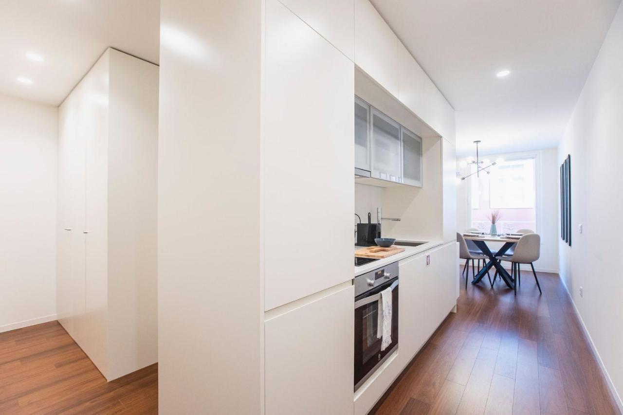 Bombarda Apartments By Lovelystay Porto Luaran gambar