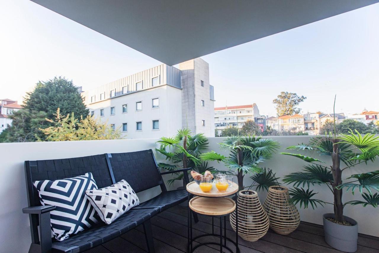 Bombarda Apartments By Lovelystay Porto Luaran gambar