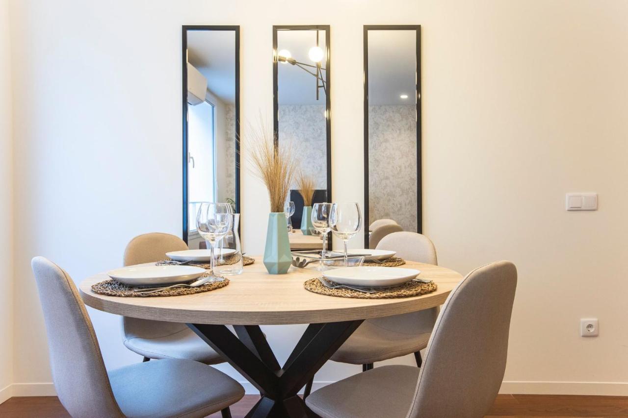 Bombarda Apartments By Lovelystay Porto Luaran gambar