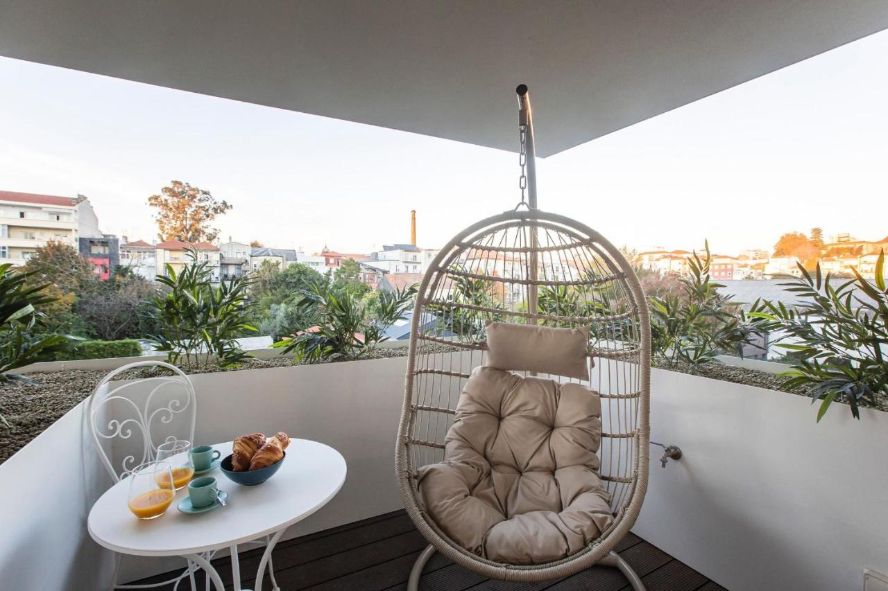 Bombarda Apartments By Lovelystay Porto Luaran gambar